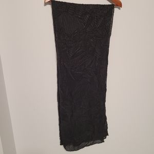 H&M Black Textured Flowy Scarf